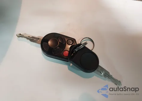 2010 Ford Fusion Se z USA, uszkodzony, nr VIN 3FAHP0HA3AR267913